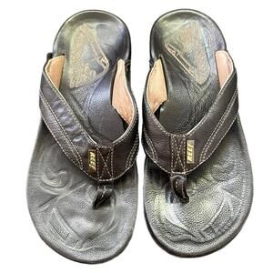 Reef Men's Black Leather Flip-Flops 9M